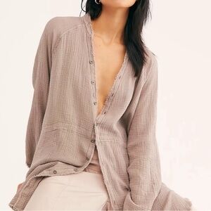 Free People ‘We the Free Summer Daydream Buttondown’ in Cashmere Women’s Small